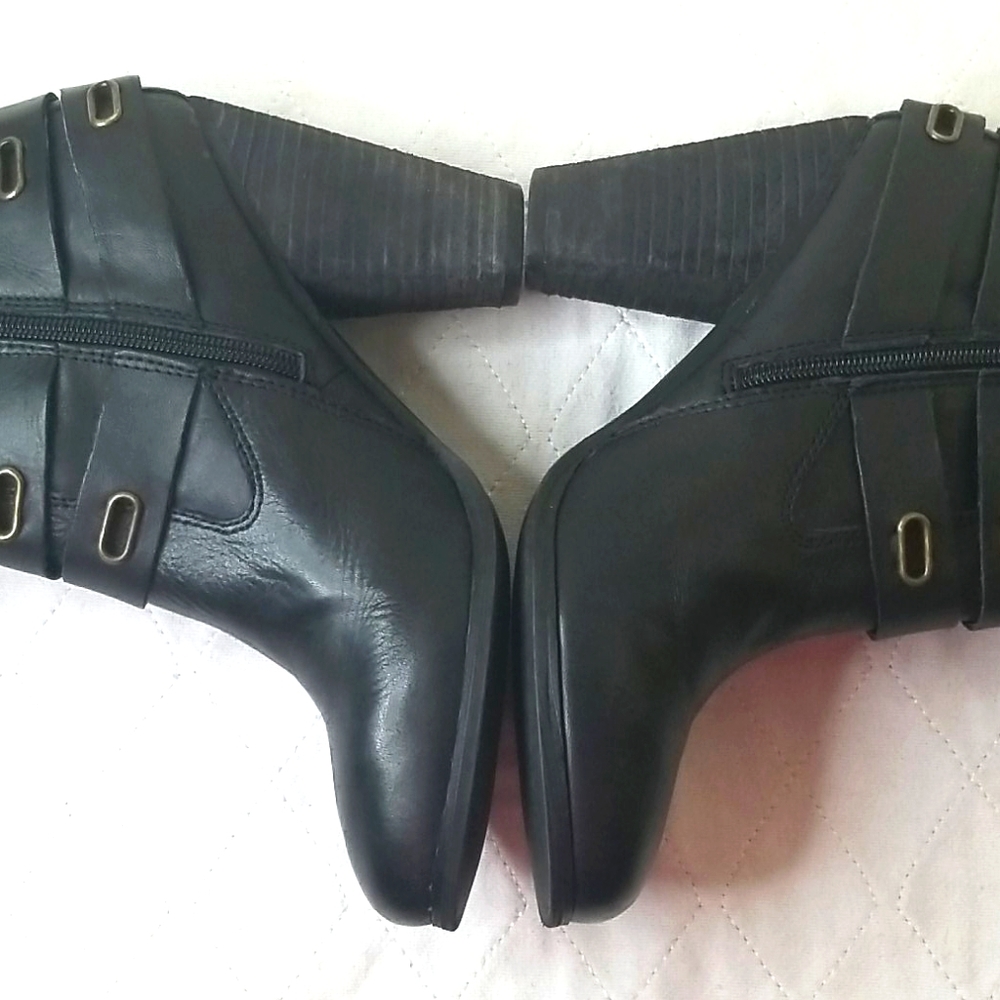 Kensie Black Mid Calf Leather Boots Size 7.5 - Picture 3 of 9